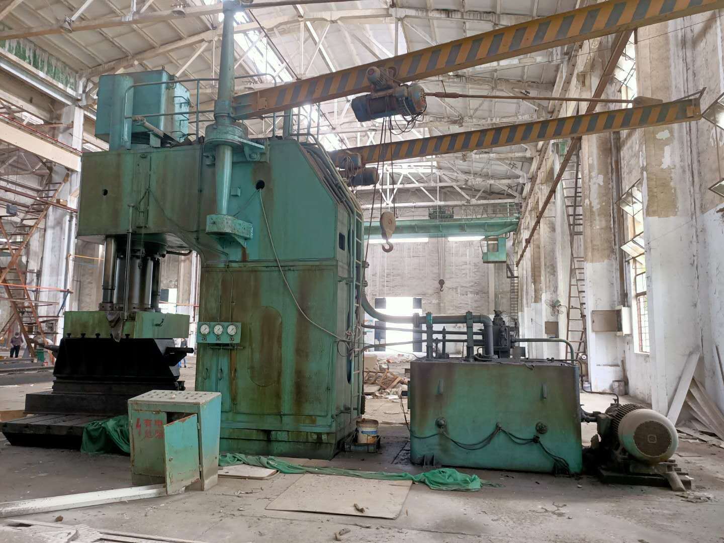 陕西压延500t单臂油压机