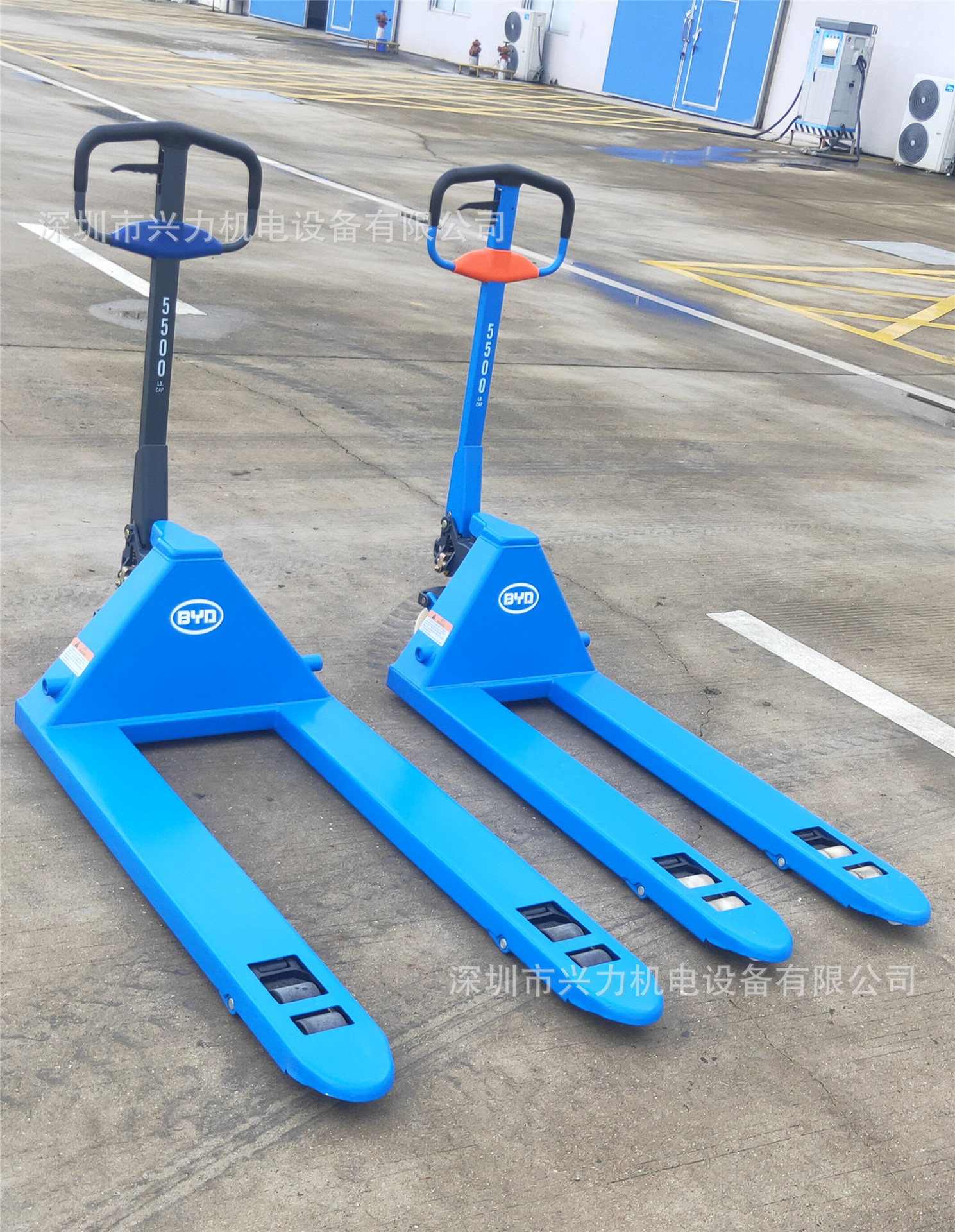 szhoular比亚迪4吨手动搬运车手动拖板车液压手拉叉车byd托盘车