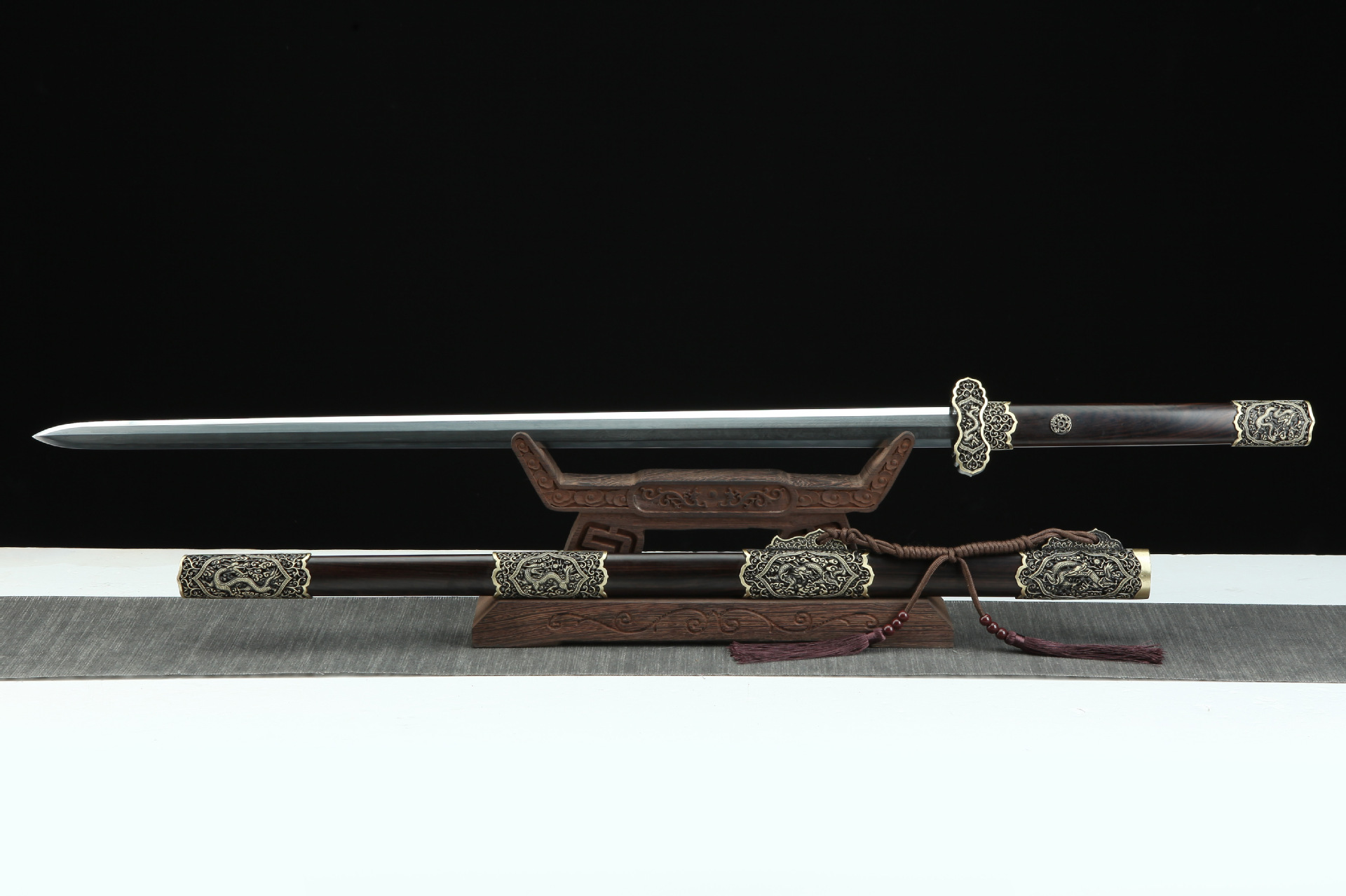 龙泉刀剑花纹钢镇宅宝剑一体影视清剑八面唐剑硬剑冷兵器未开刃