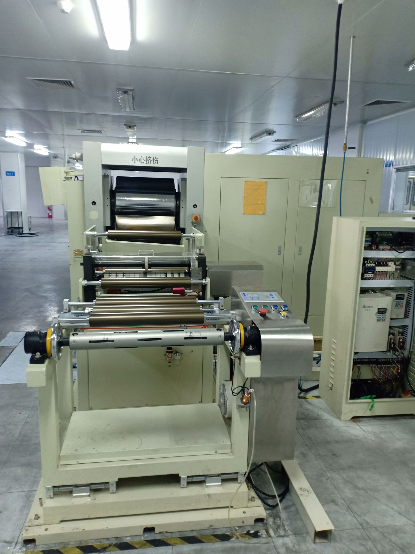 供应现货直销锂电池正负极片连续辊压机自动化辊压机实验型辊压