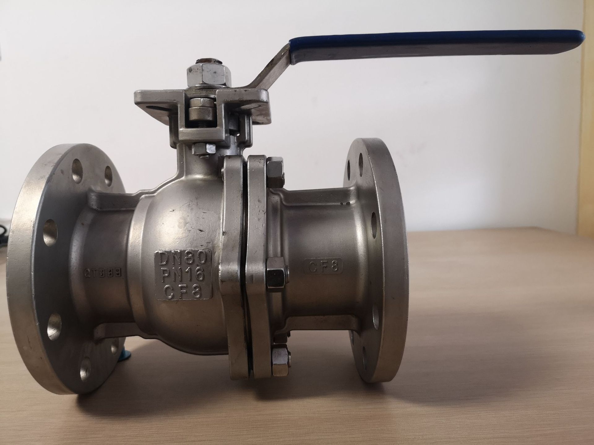 【美标铸钢浮动球阀】q41f-16c 工业法兰不锈钢球阀 直通式控制阀