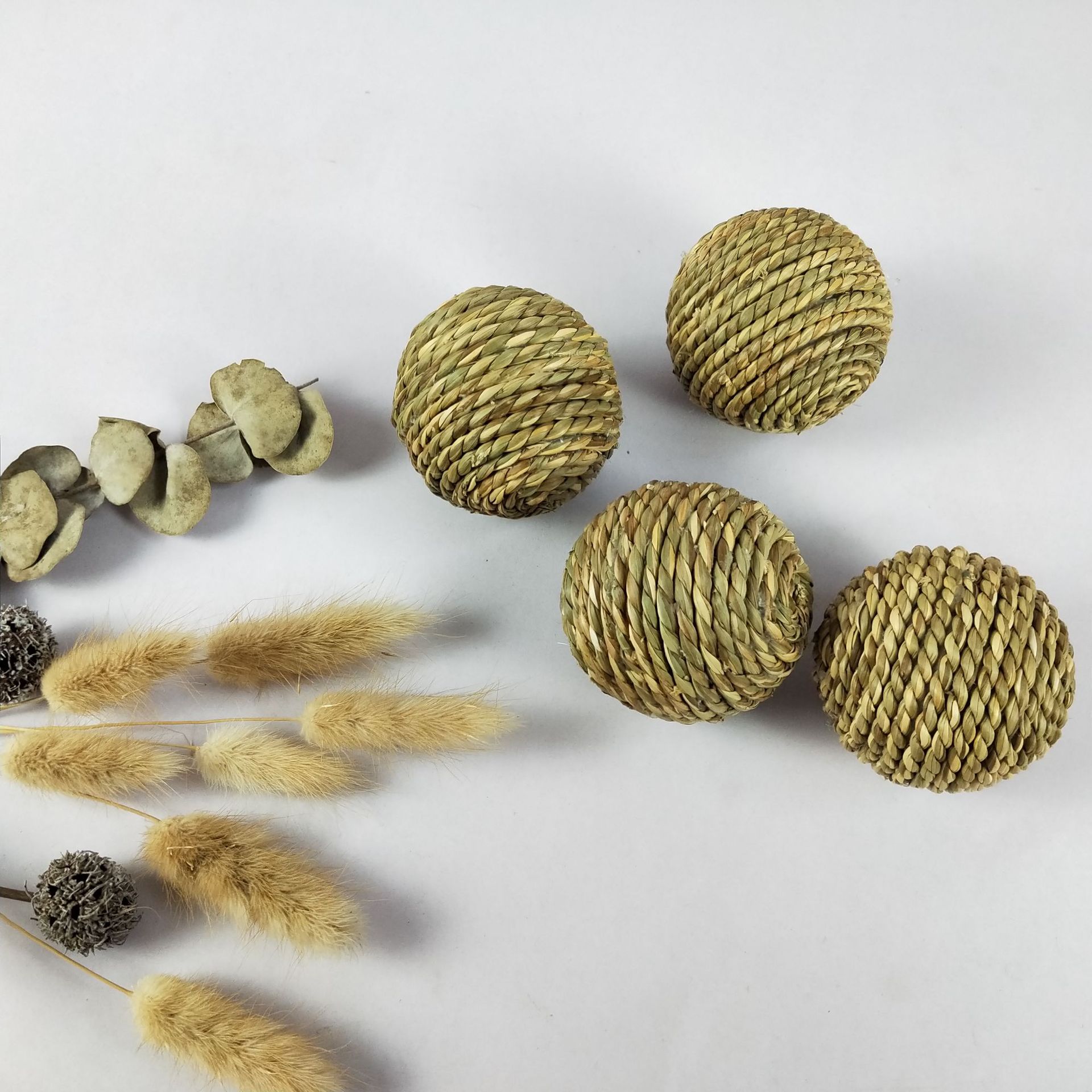 草编球 仓鼠宠物抓咬球 兔兔脚下 鹦鹉啃咬草球水草球 稻草球