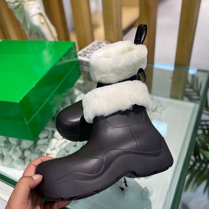 bv加绒雨靴牛油果2020秋冬新款羊毛短靴女厚底内增高雪地靴批发