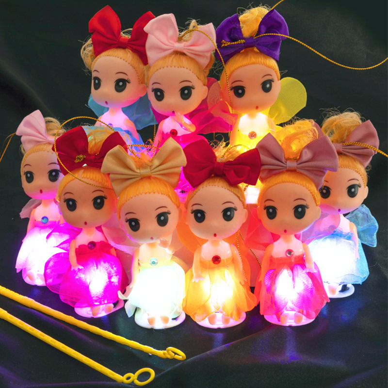 网红时尚爆款玩具手提发光娃娃灯笼新年摆摊热卖女孩玩具手提娃娃