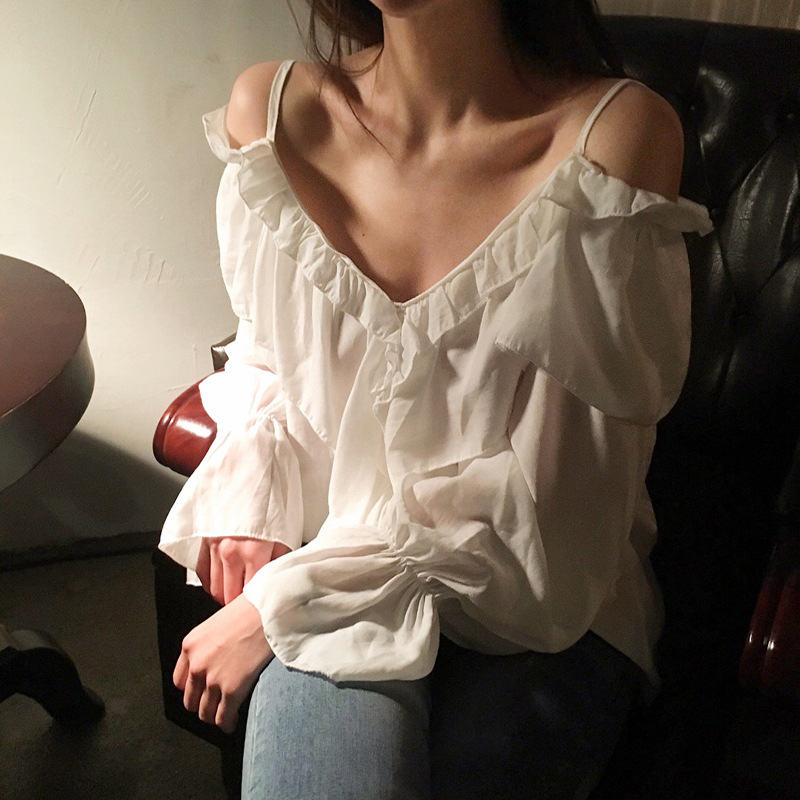 一件代发甜美超仙锁骨吊带一字肩女ins港风一字领露肩雪上衣123