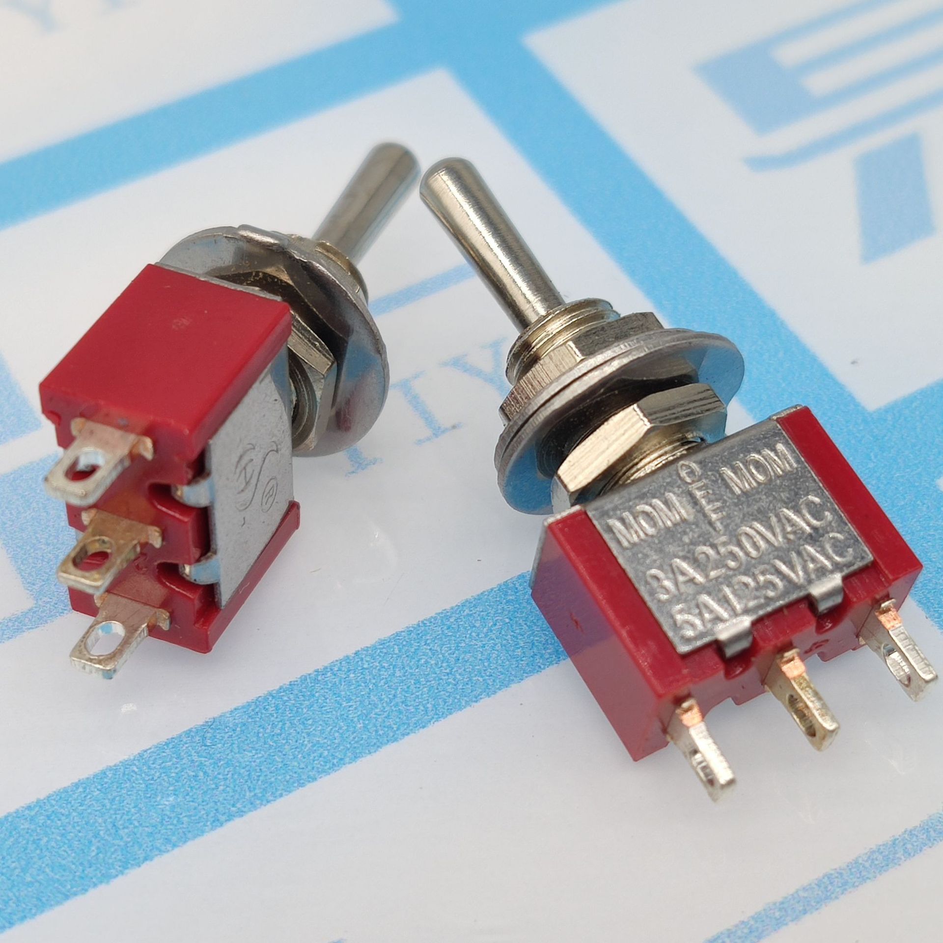 钮子开关mts-123 双边自复位 自动回中 三脚三档 拨动开关