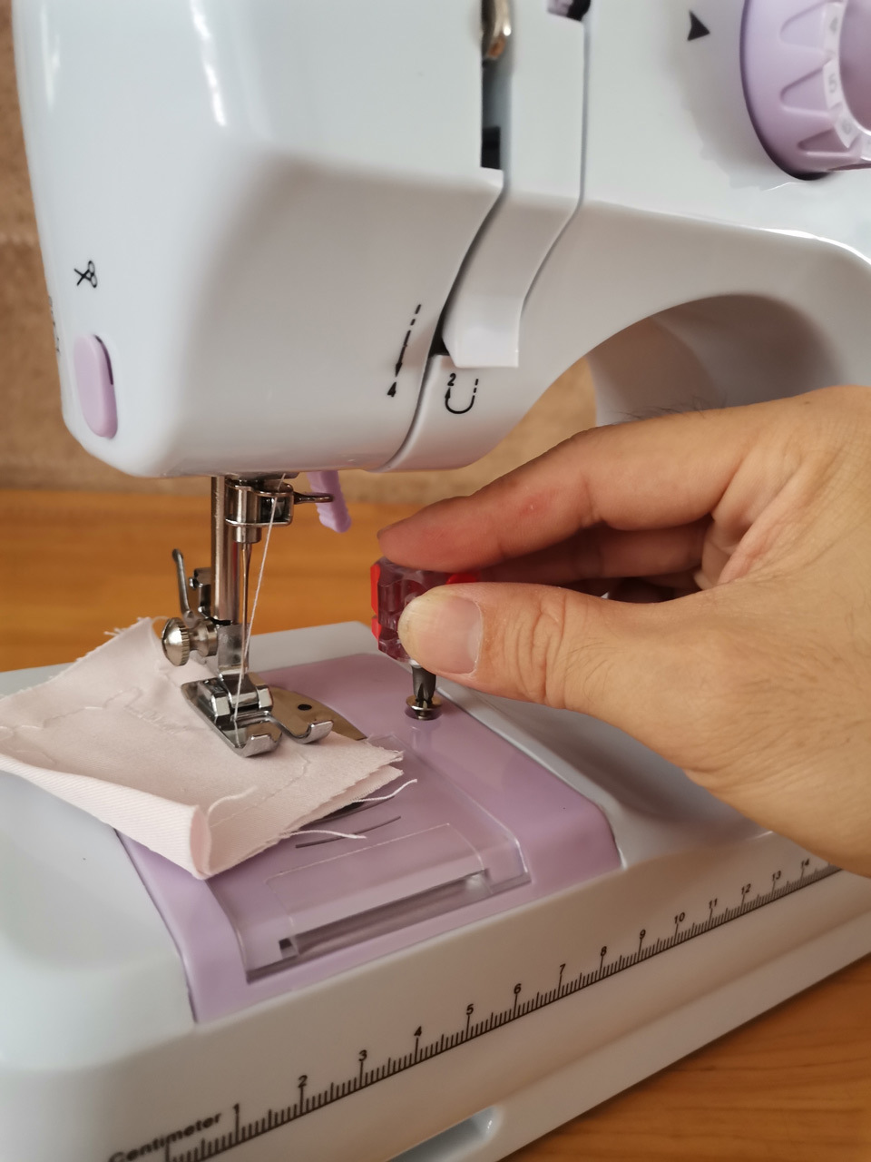 芳华,蝴蝶等家用多功能缝纫机维修小工具 梅花起子 十字短螺丝刀