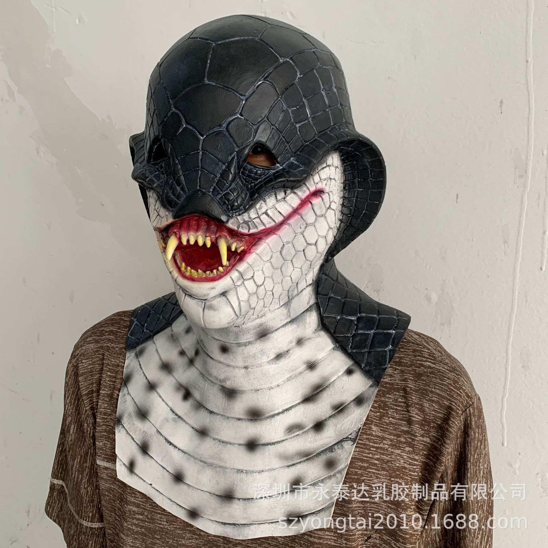 万圣节十二生肖之蛇头乳胶面具头套 cosplay动物头 厂家直销批发