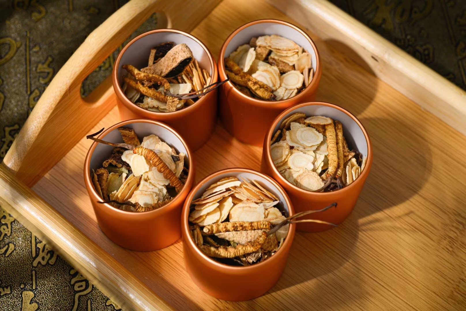 过年礼盒冬虫夏草茶小罐茶即食燕窝包装礼盒小罐茶西洋参石斛礼盒