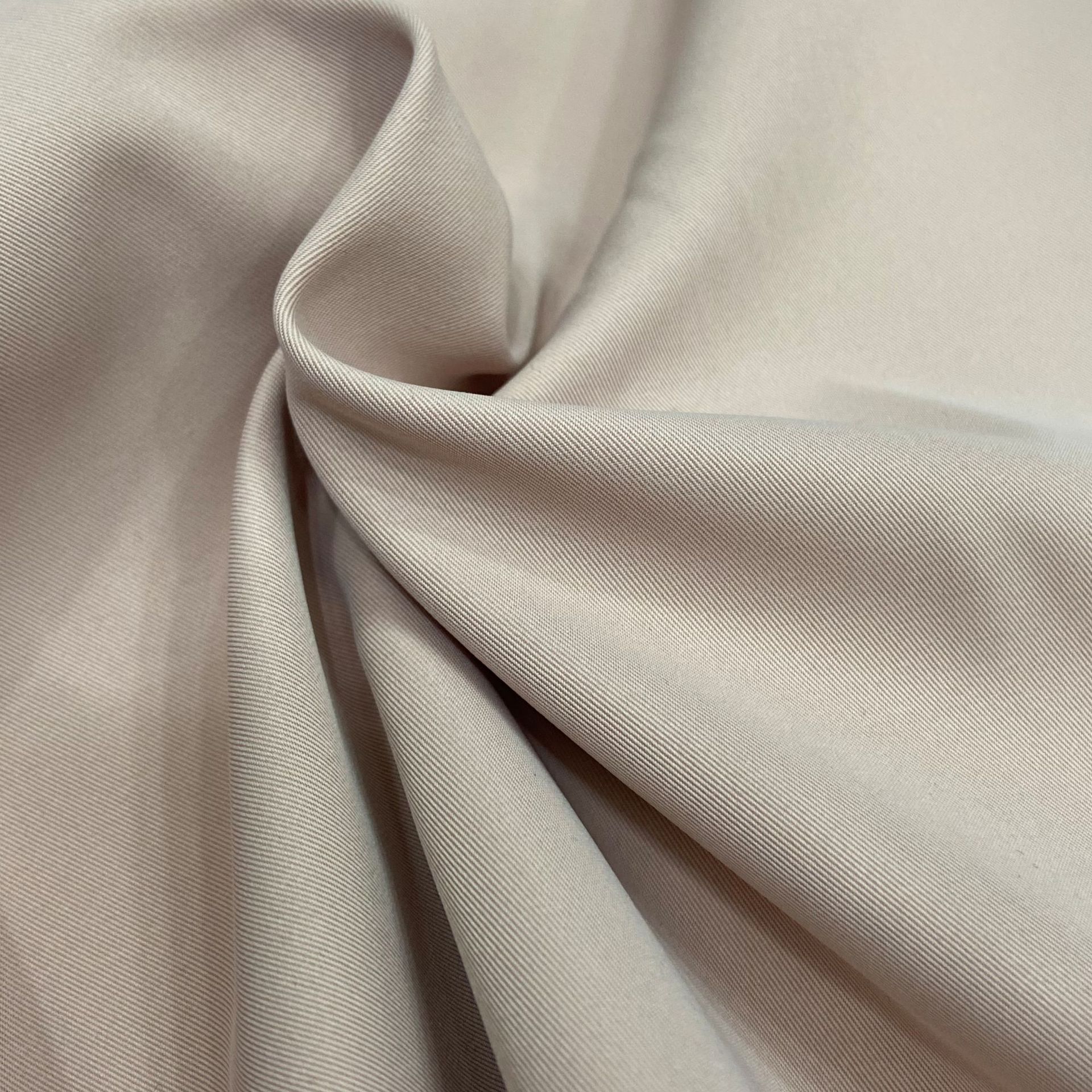 现货t800斜纹面料 派克服风衣面料 外套夹克斜纹布