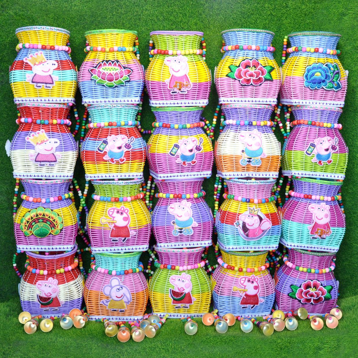 Powerful Manufacturers Directly Supply All Kinds of Internet Hot Little Pannier Wind Chimes Home Children's Kindergarten Dance Props Travel