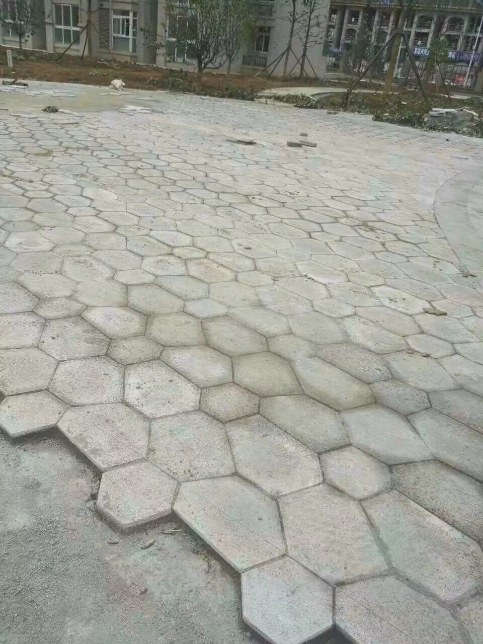 花岗岩冰裂纹 花岗岩碎拼 园林地铺 麻白碎拼芝厂家