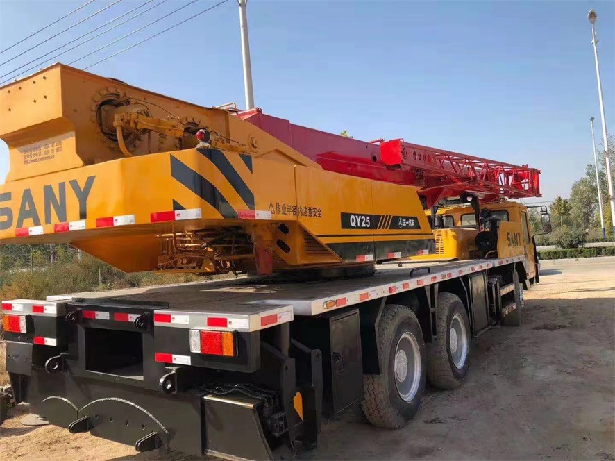 2013年二手三一25吨qy25c汽车吊 stc250h汽车起重机出售