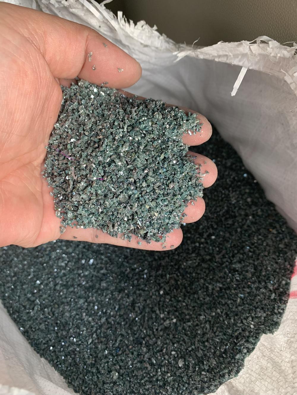 特价现货 99%含量30目 50目 80目一级绿碳化硅