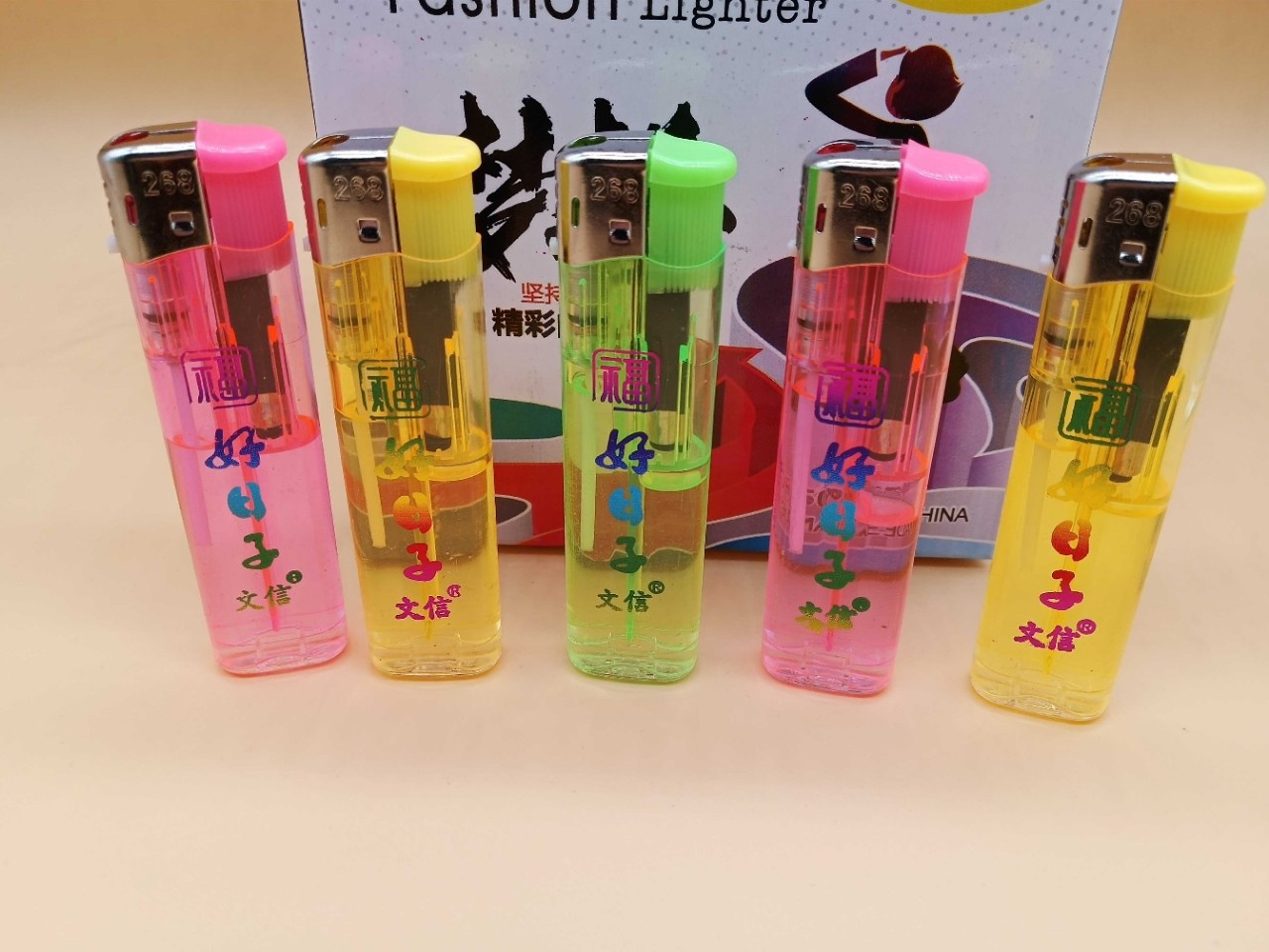 文信818花瓶机塑料打火机精品明火防风机广告打火机厂家批发