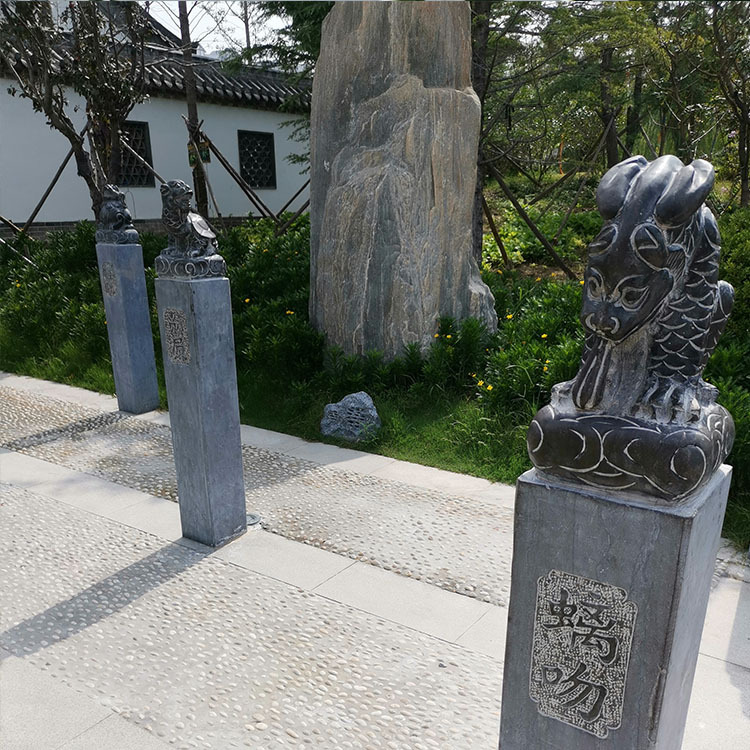 现货拴马桩青石石雕拴马桩仿古做旧栓马柱麒麟貔貅狮子栓马桩