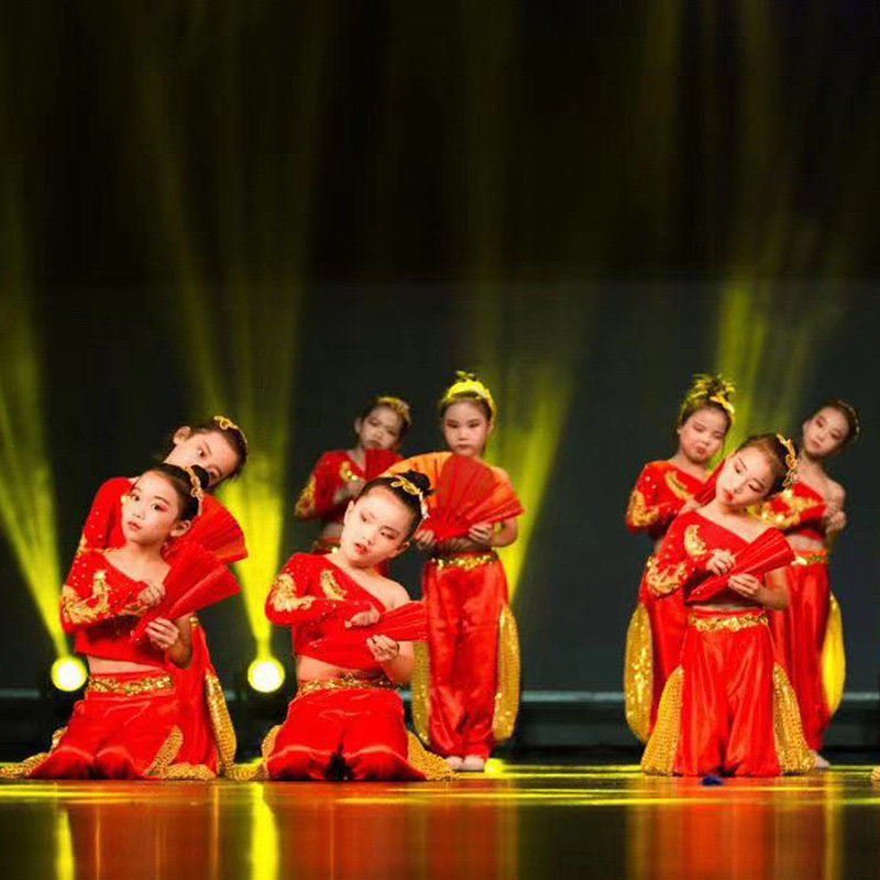 少年志儿童舞蹈表演服中小学生红色舞台服古典扇子舞民族演出服装