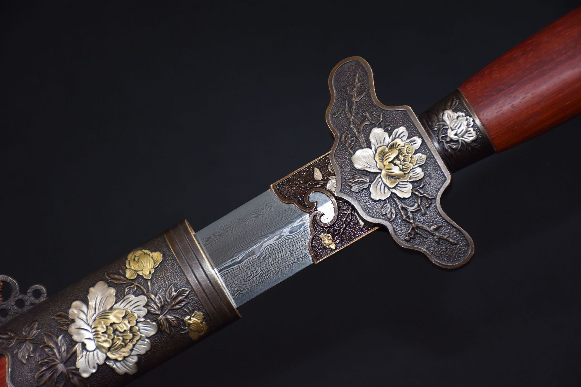 龙泉华影刀剑花纹钢牡丹唐剑一体防身剑宝剑锻打硬剑收藏未开刃