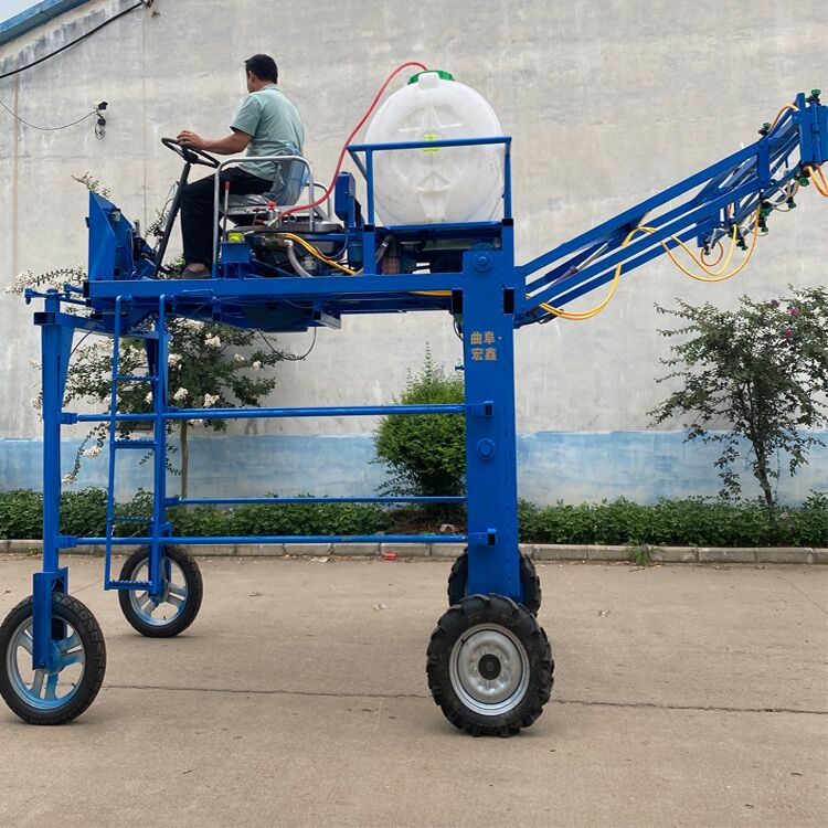 新型瓜果蔬菜打药机 宽窄轮距油菜白菜打药机批发 高架子打药车