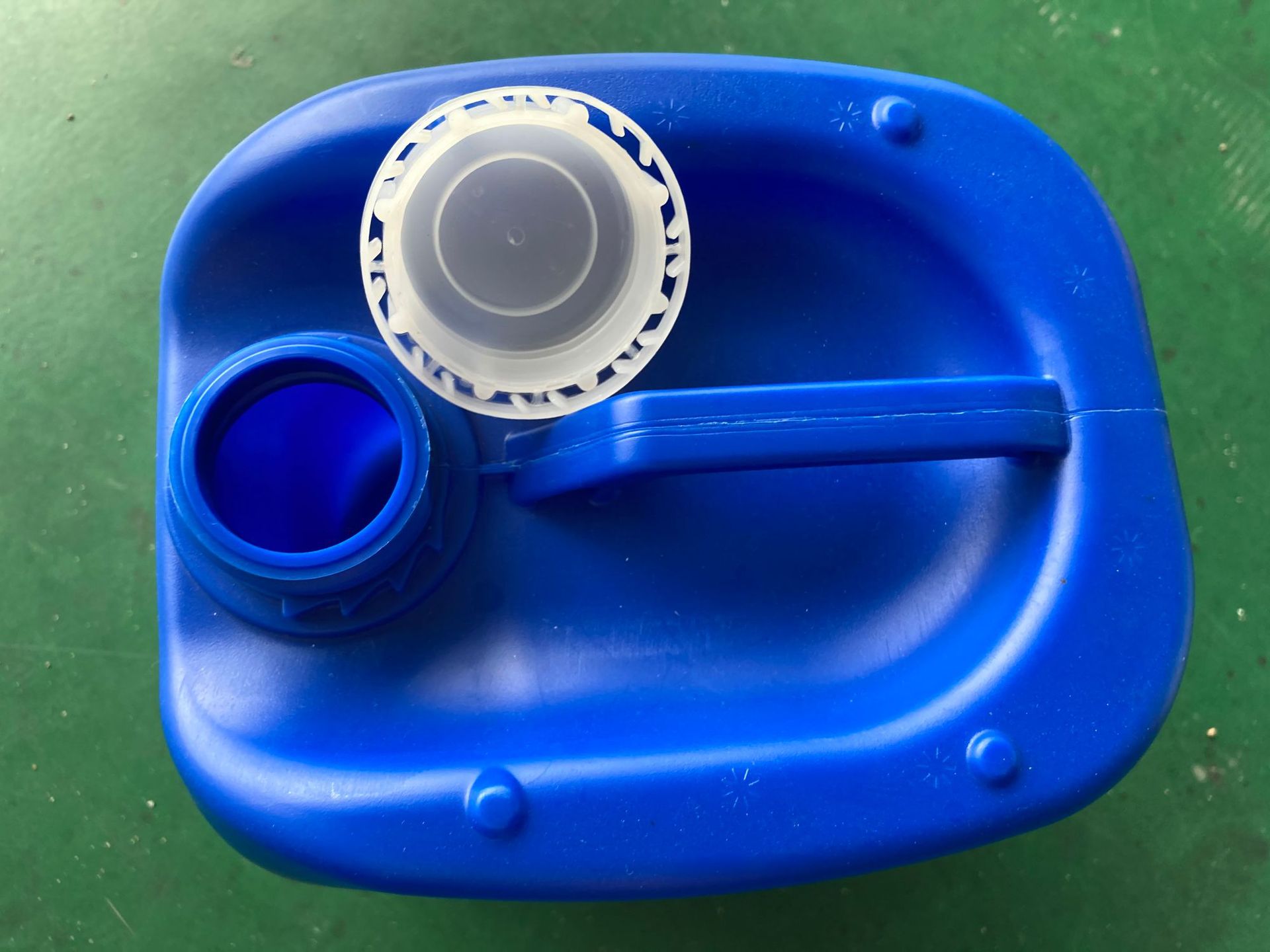 10l塑料桶 塑料桶厂10l塑胶化工桶 方形小口塑料桶 胶桶订制厂家