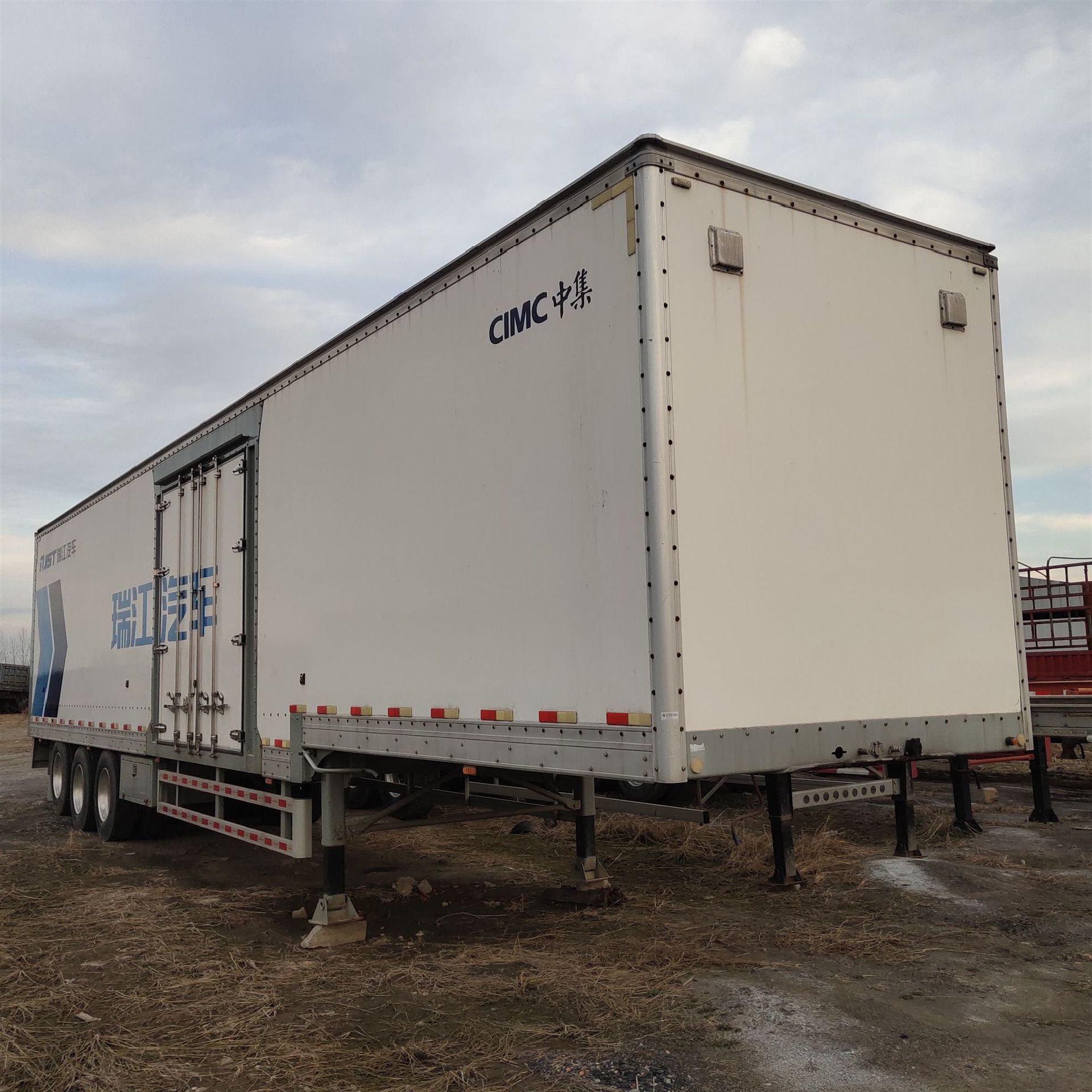 定金预售二手冷藏车15米中集骨架半挂车冷藏车箱式全挂车