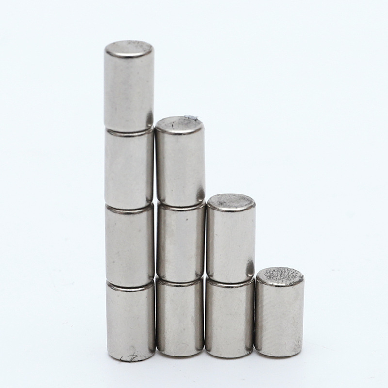 圆形磁铁 两头充磁圆柱形钕铁硼吸铁石强磁圆柱机器配件小磁柱