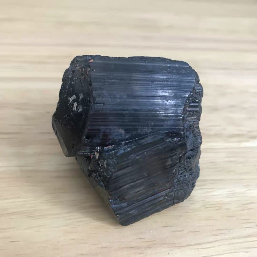 天然黑碧玺电气石托玛琳原石水晶碎石毛料
