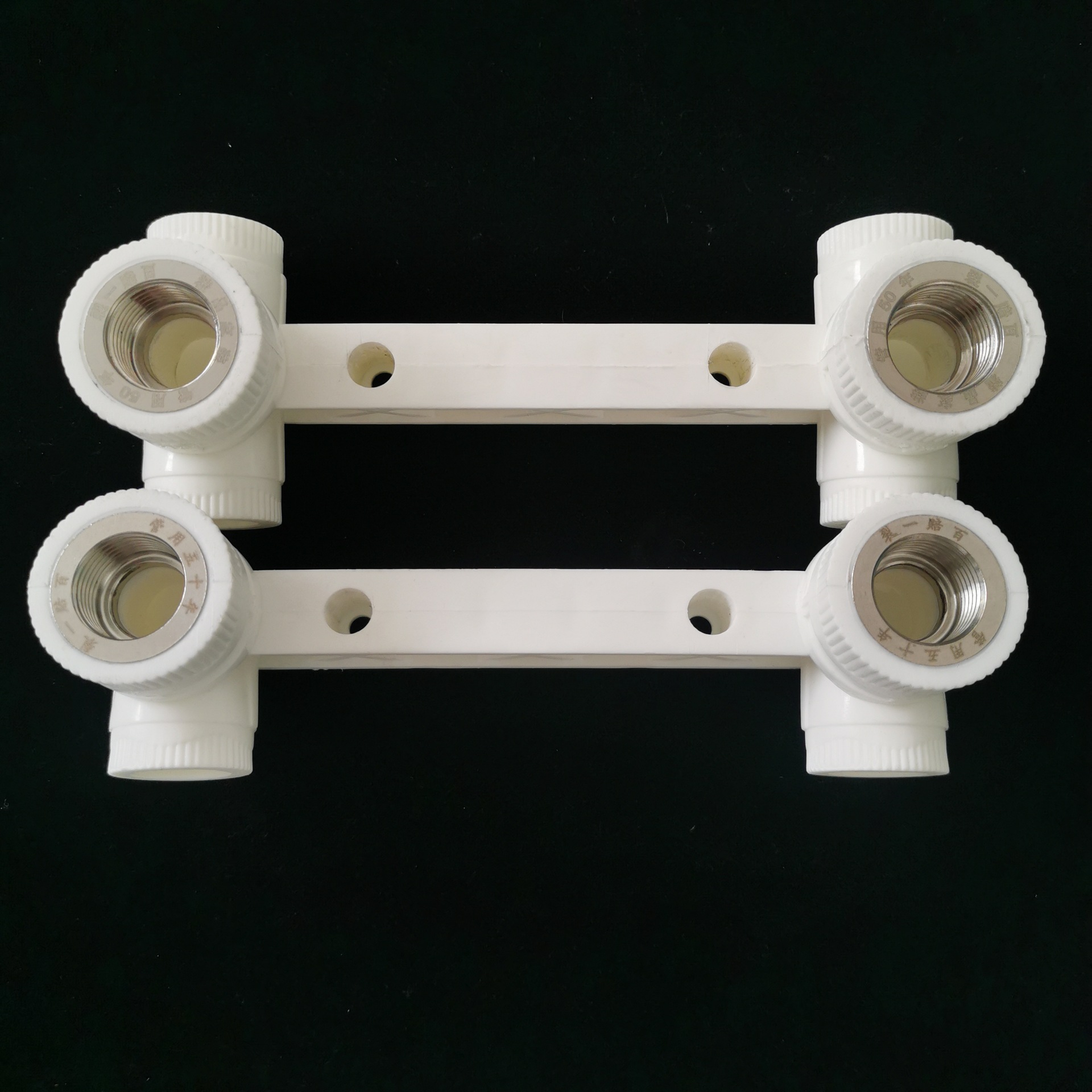 厂家供应ppr家装连体内丝弯头三通20热熔双联4分墙内热熔水管配件