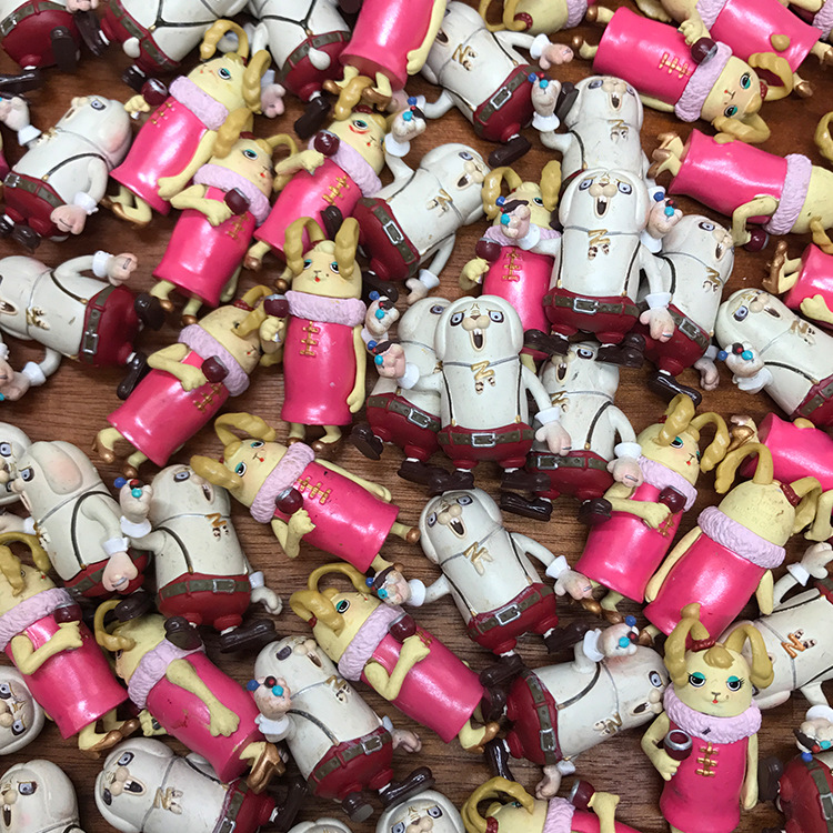 越狱监狱兔子 兹鲁宗洛夫 卡通小摆件玩具公仔diy配件配饰挂件