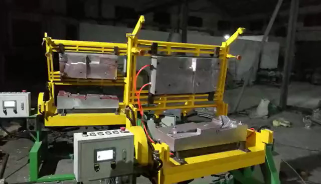 弗雷特生产自结皮pu制品发泡机设备模具厂汽车减震垫聚氨酯高压发泡机