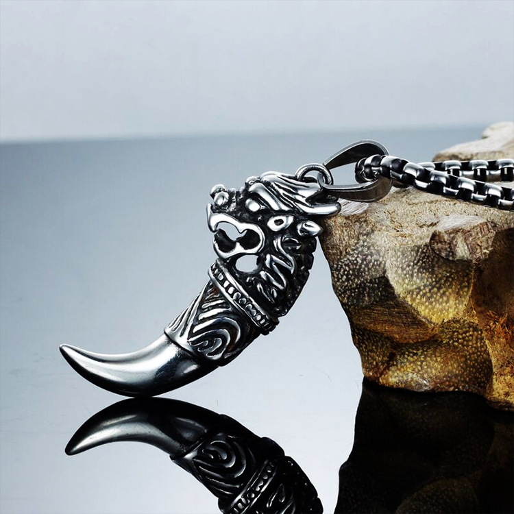 网红同款吴京狼牙项链韩时尚嘻哈吊坠个性潮酷男生配饰品礼物情侣