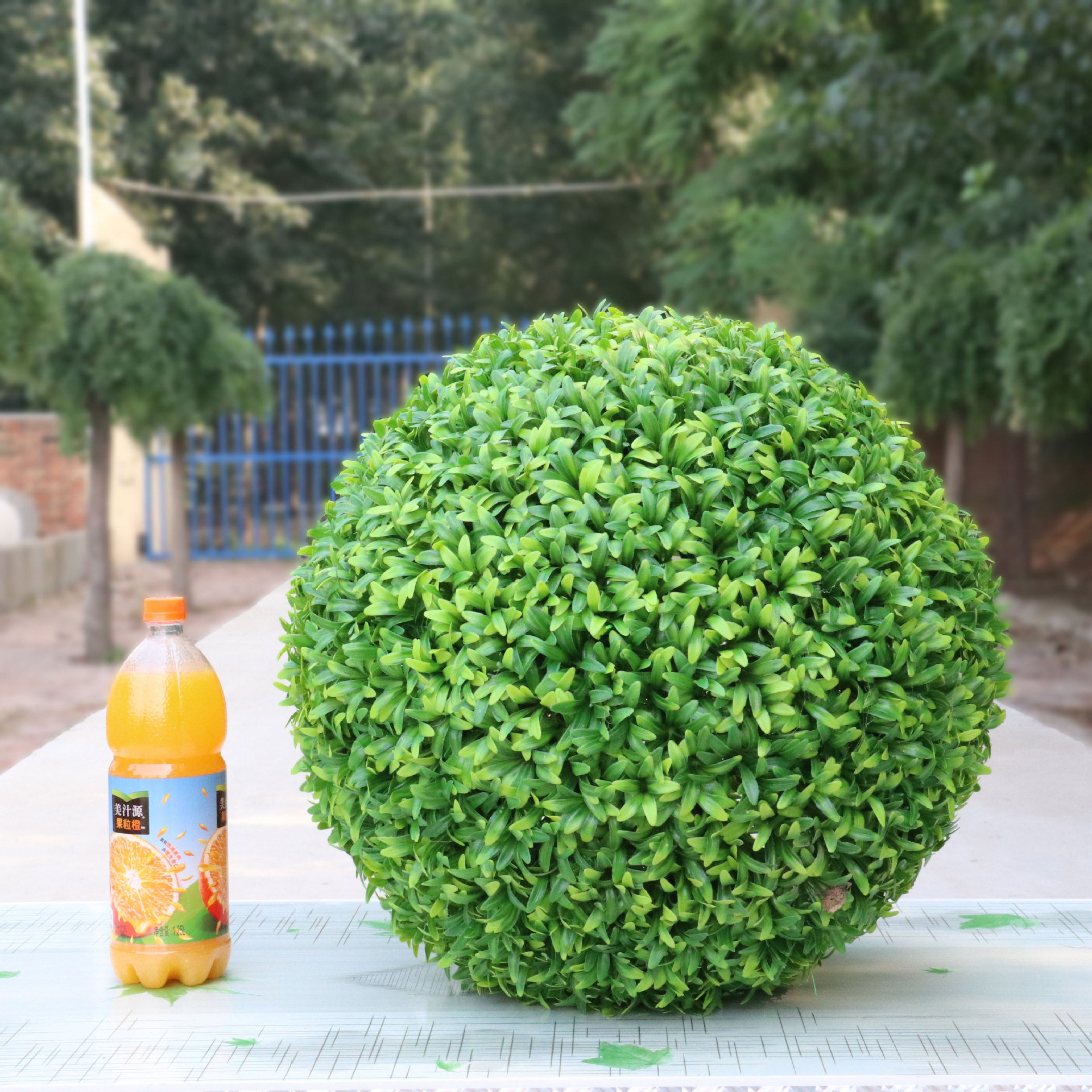仿真草球商店酒店超市吊顶屋顶布景装饰绿植球仿真绿植挂饰球