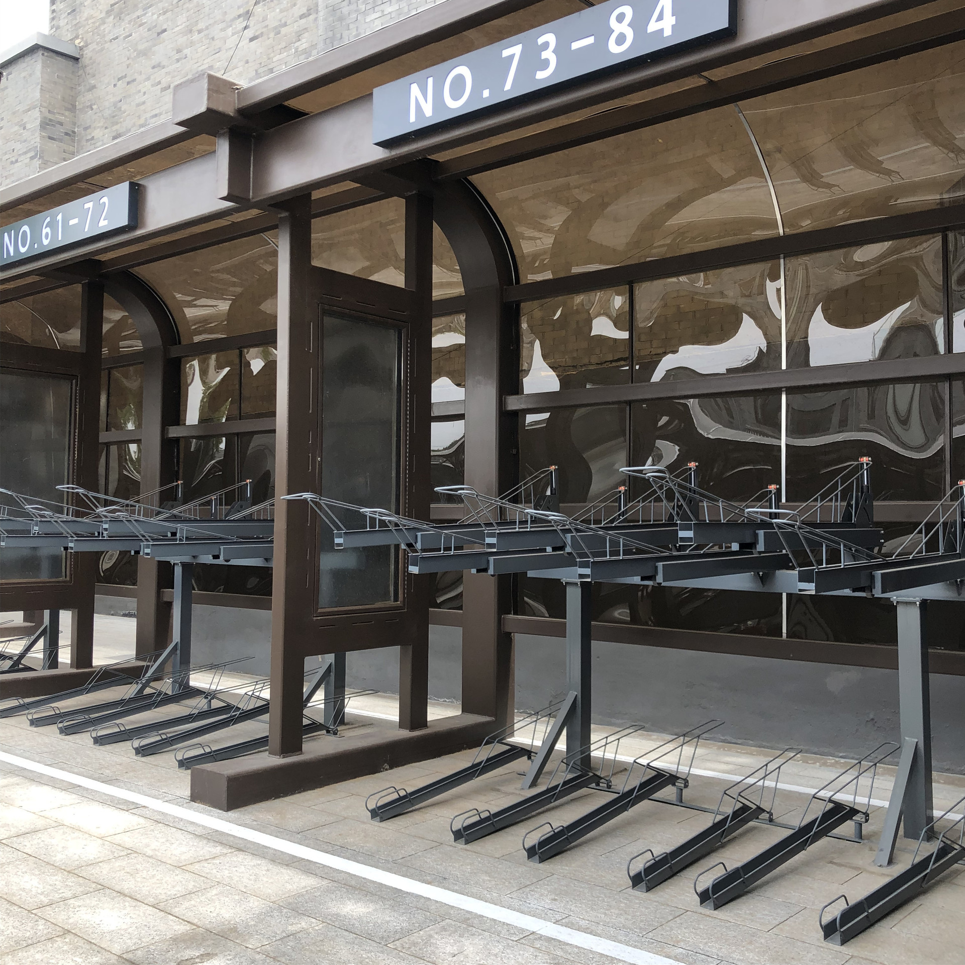 螺旋式停车架圆笼自行车架卡位式电动车停车架立体双层升降停车架