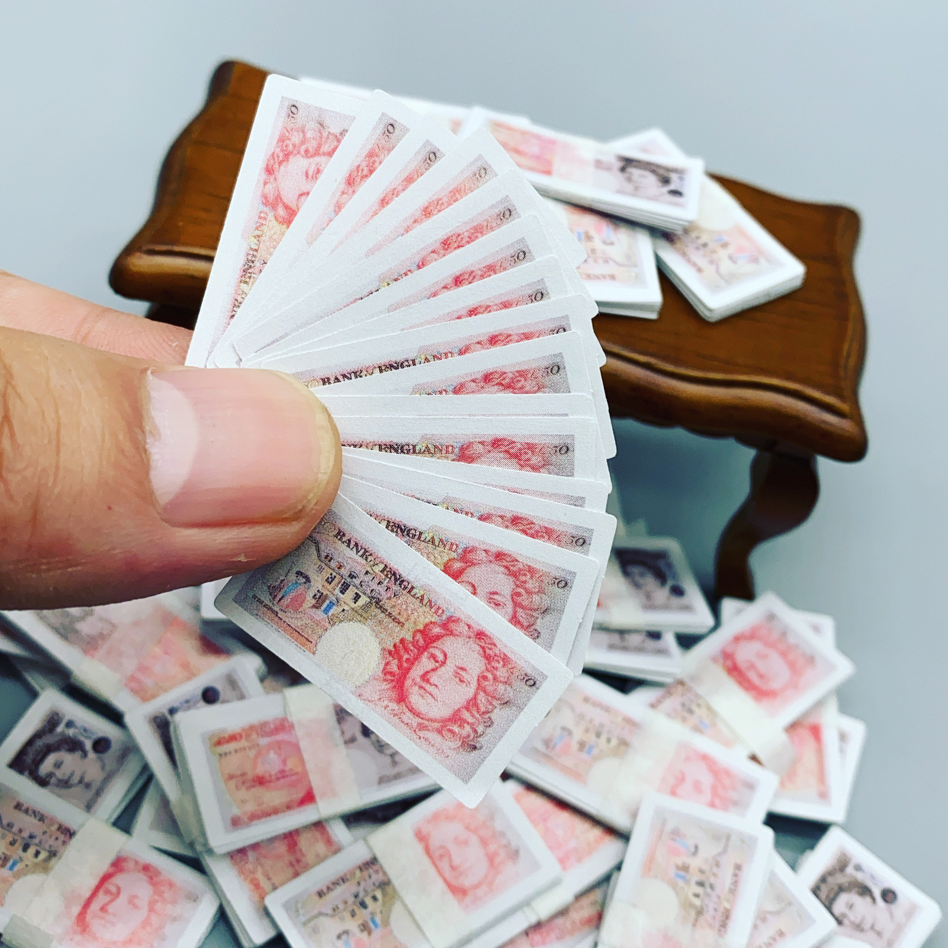 dollhouse袖珍英镑道具【迷你微缩模型纸币 】bjd配件娃娃屋食玩