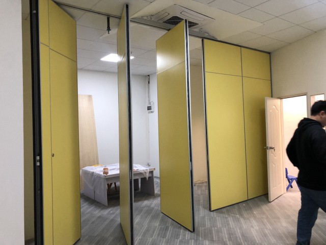 酒店活动隔断餐厅吊轨折叠门办公室移动隔断墙