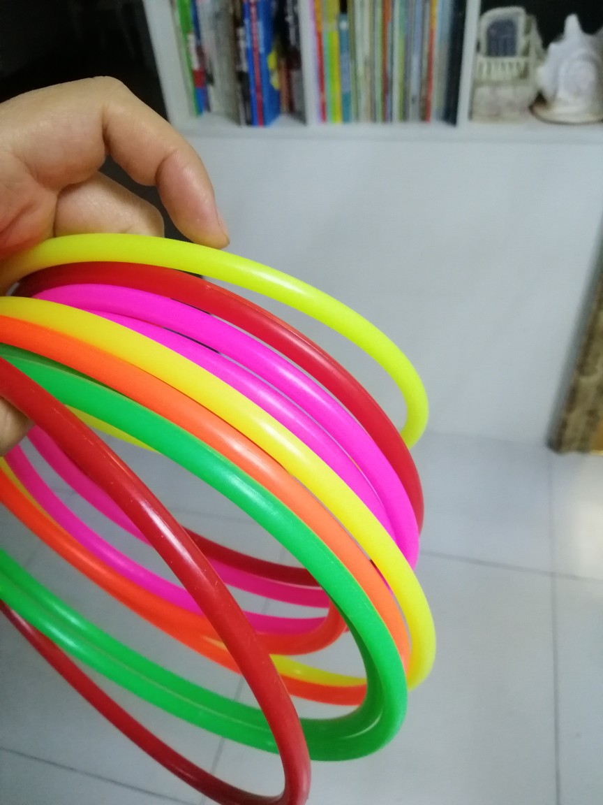 彩色塑料圈实心圆圈地摊套圈扔圆圈套道具儿童丢圈圈好运圈