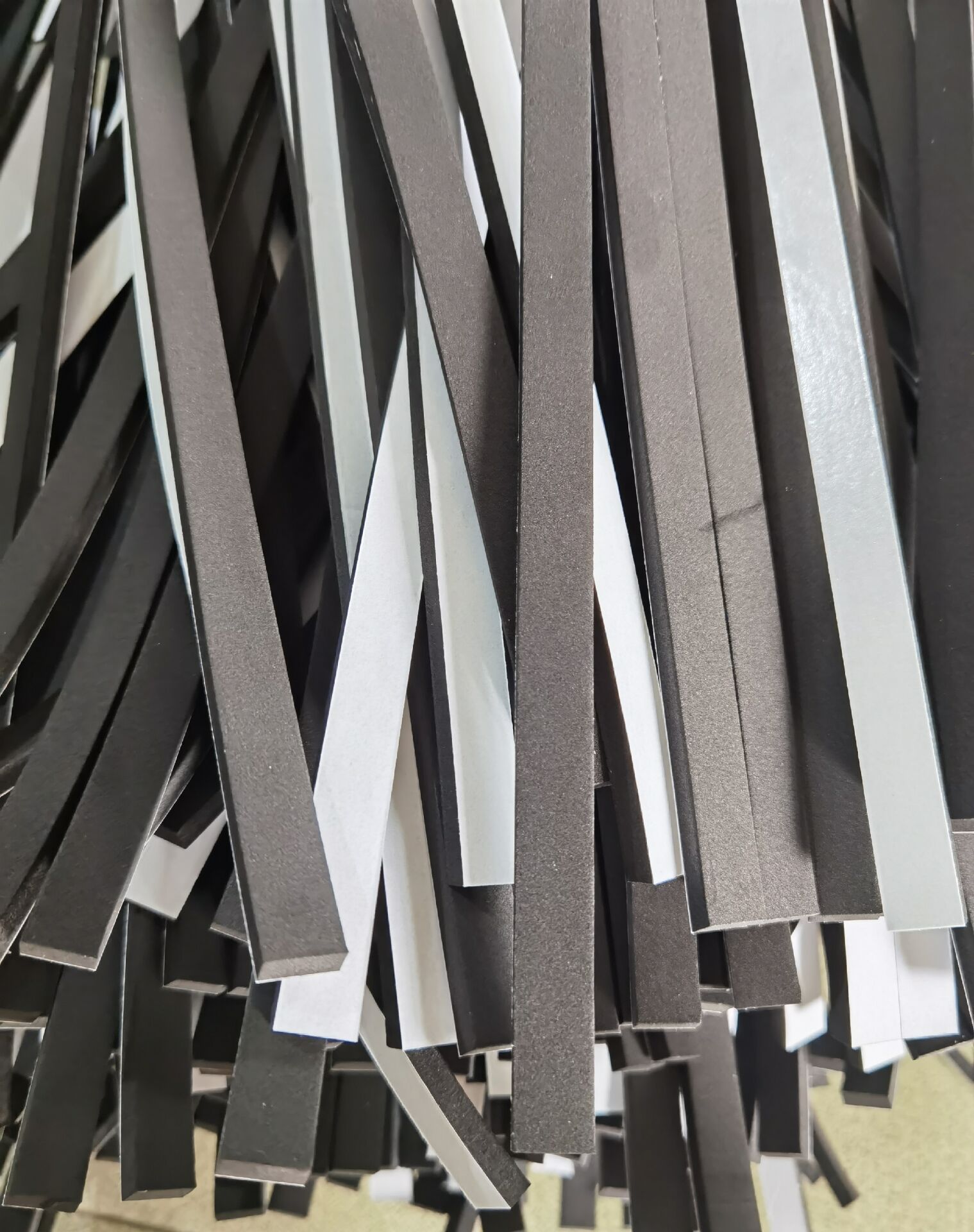 黑色带胶eva胶条白色eva泡沫胶条密单面eva密封胶条门窗密封胶条