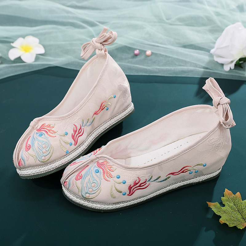 2021新款原创涅繁明制汉服鞋子古装绣花鞋女鞋系带牛筋底圆头布鞋