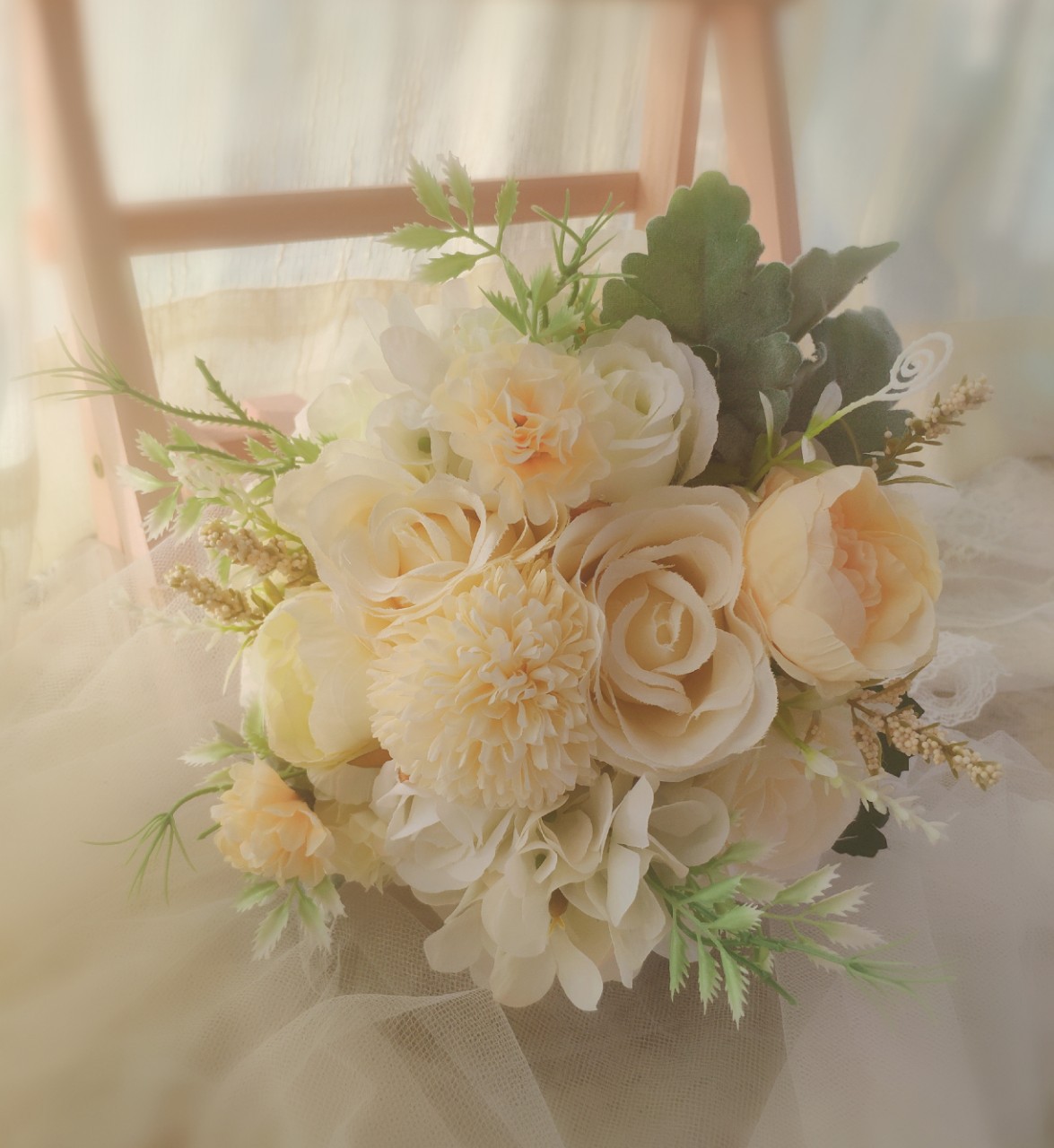 手工玫瑰花大精美圆柱形保湿精致高保湿香槟玫瑰手捧花