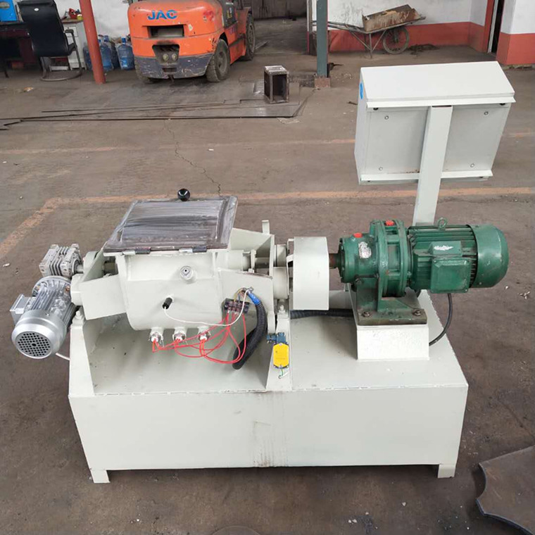 泰松捏合机厂家提供 塑料井盖设备 树脂井盖捏合机 树脂捏合机