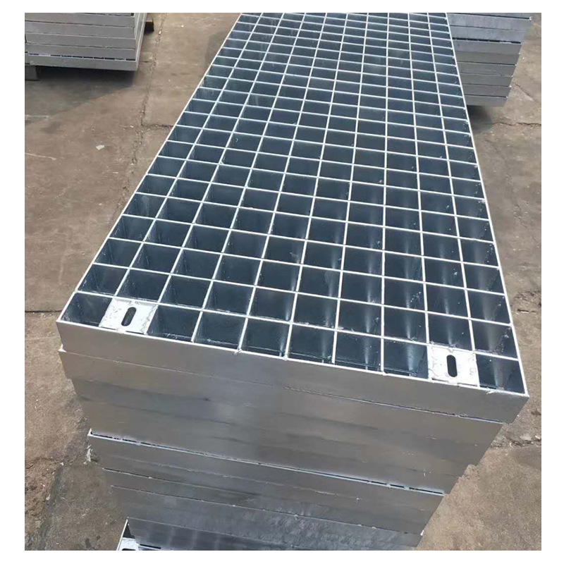 实体工厂加工定做压焊钢格板插接钢格板,楼梯齿型钢格板,沟盖板