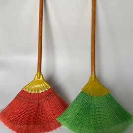 批发  八钉塑料丝扫把 大长丝笤帚 临沂塑料扫帚 加长丝草笤帚