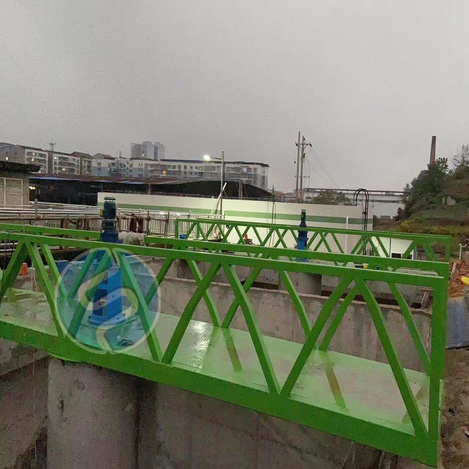 含氟废水一级沉淀池刮泥机半桥式中心传动刮泥机