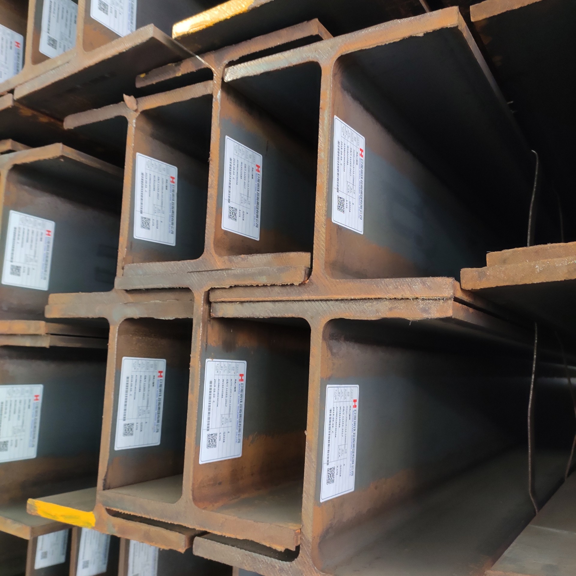 由于钢材种类规格多样,具体报价请以当天实际咨询为准!不含运费!