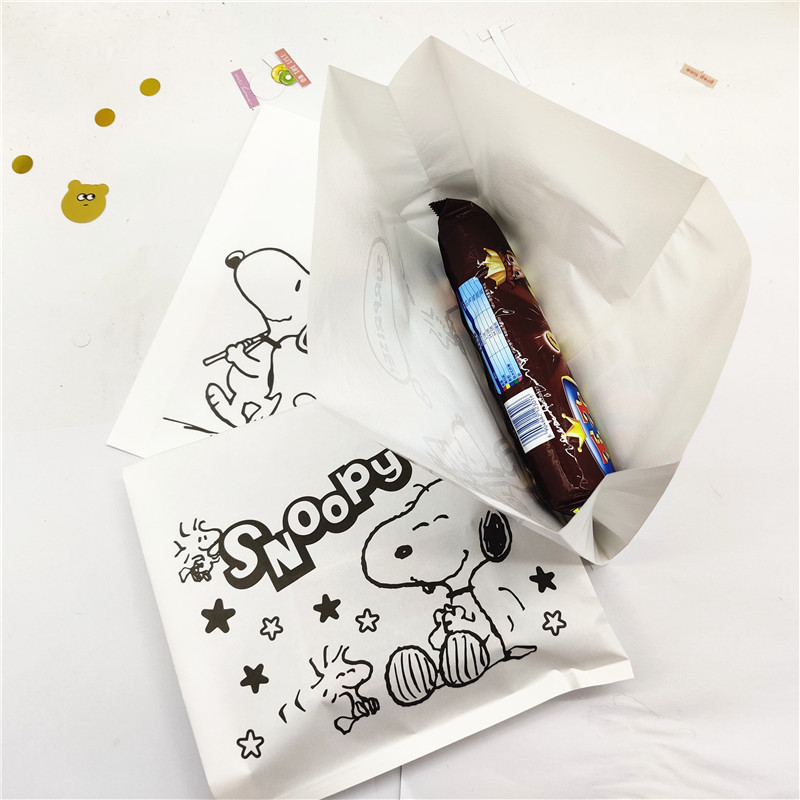 ins日韩小狗史努比牛皮纸袋礼品袋饰品袋包装可爱涂鸦英文袋子