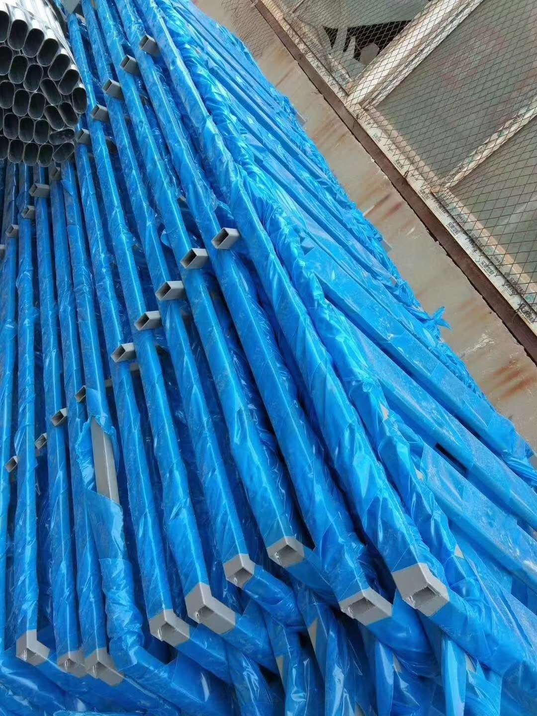 拉伸护栏缠绕膜工地防护塑料保护膜防雨防尘护栏运输防护膜厂家