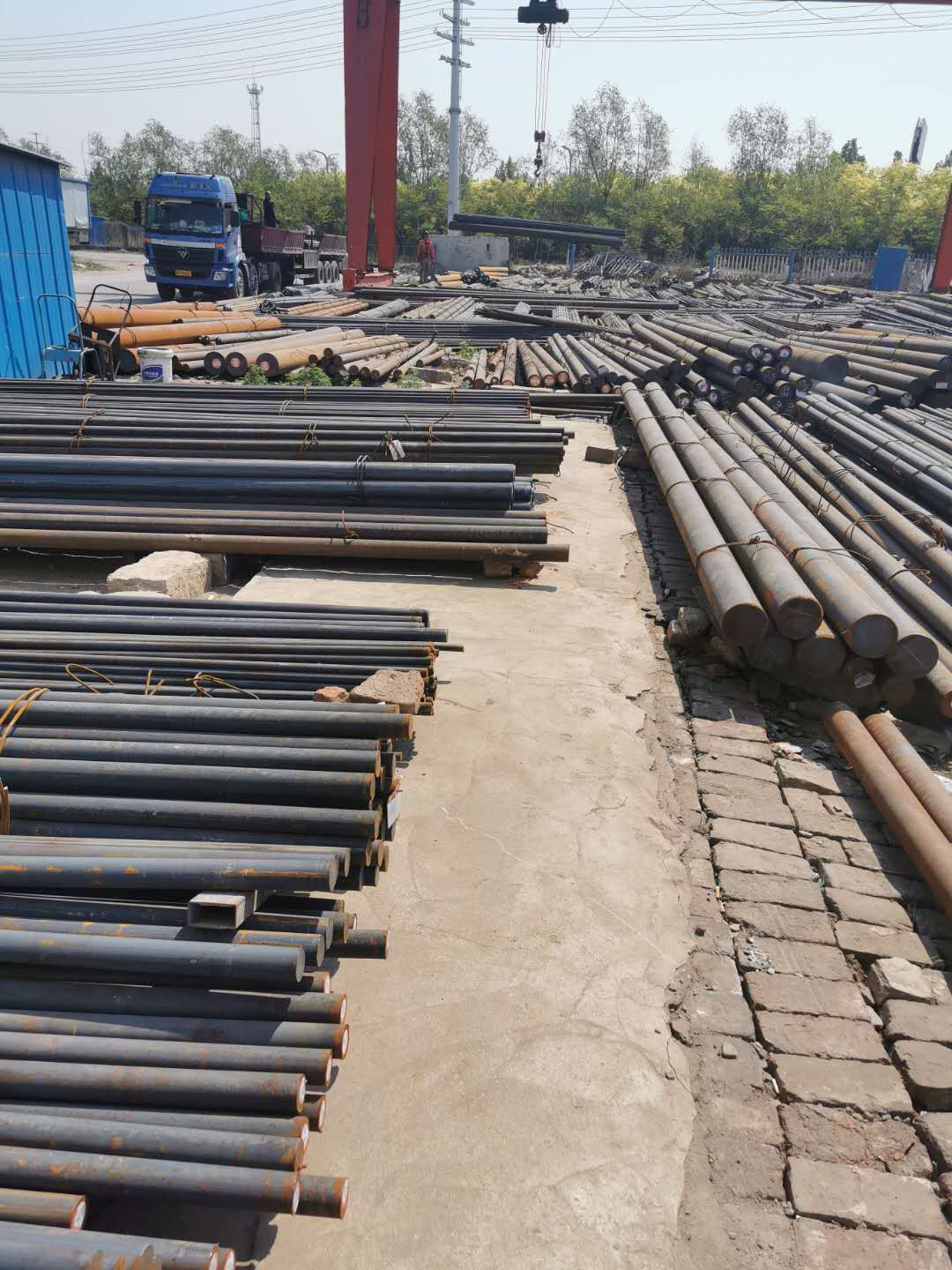 现货供应35crmo工业热轧圆棒35crmo结构钢棒35crmo低合金圆钢