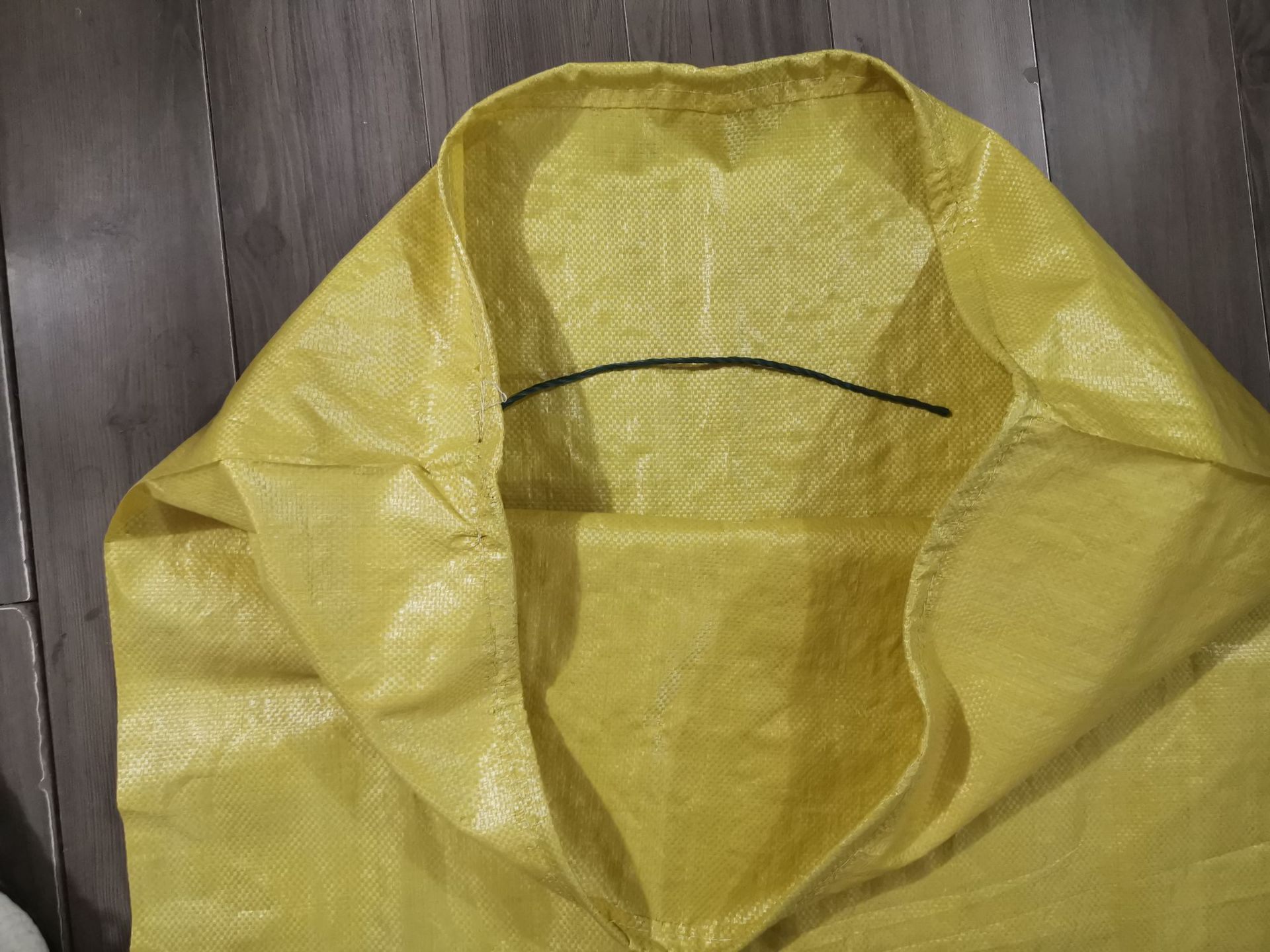 防水服装打包编织袋 绿色蛇皮物流袋 定做抽绳蛇皮编织袋 布卷袋