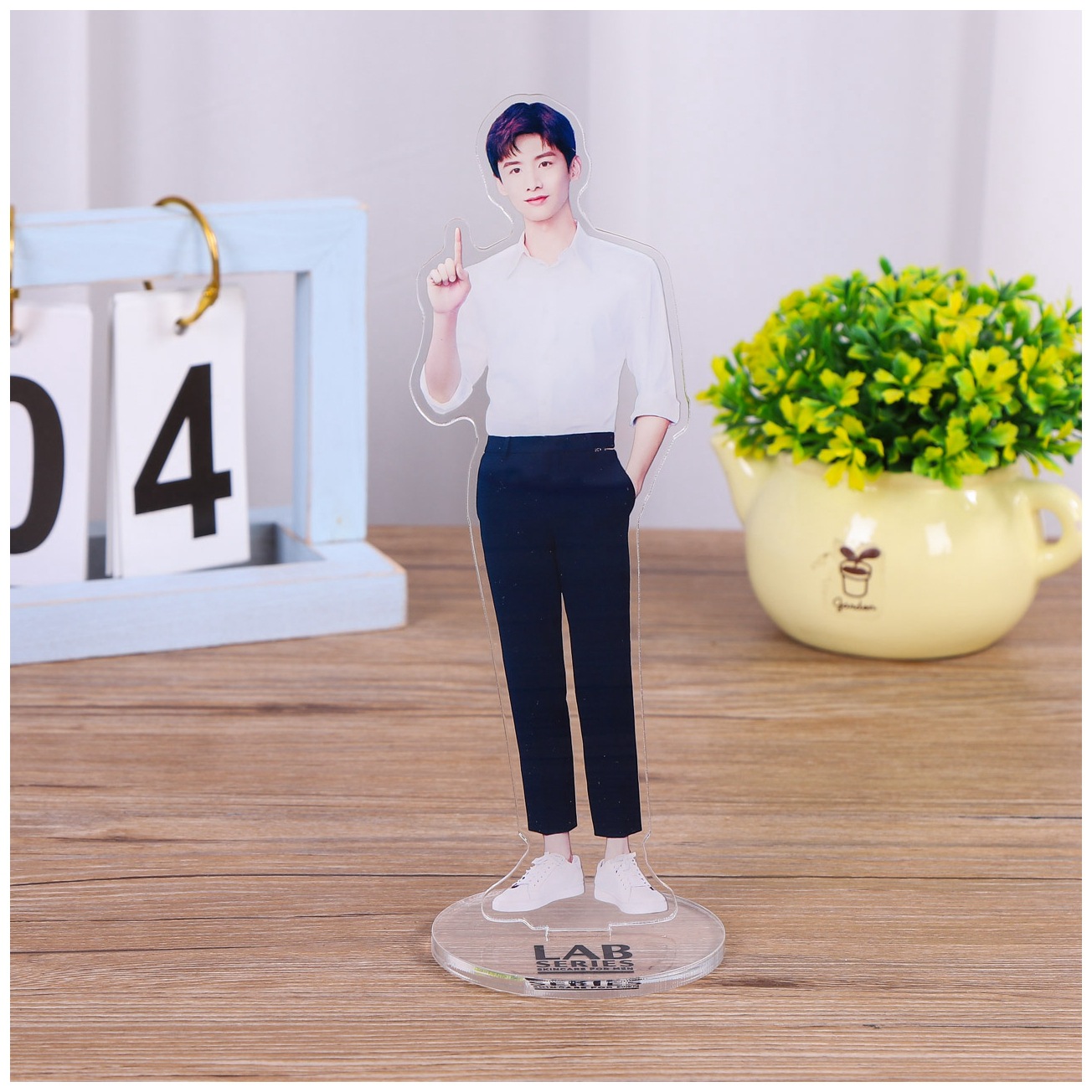 专业定制亚克力人形立牌站牌周边应援 明星人物亚克力工艺摆件