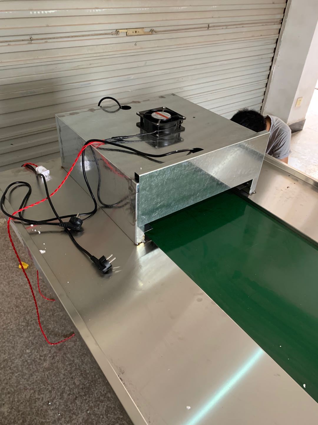 无痕挂钩生产专用设备机器uv生产流水线uv机固化设备led灯